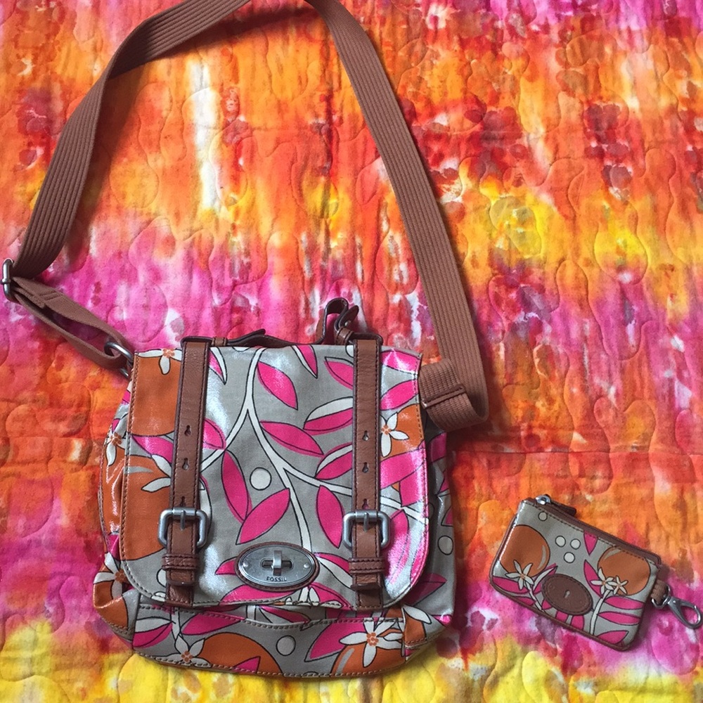Fossil crossbody purse and matching wallet